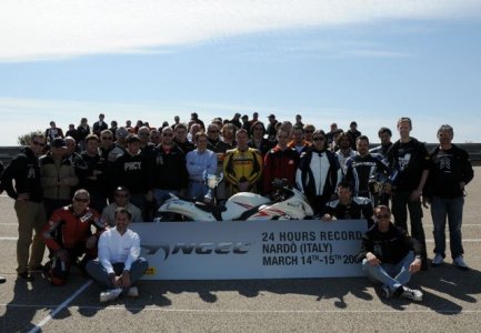 Nouveau Pirelli Angel ST : record de distance
