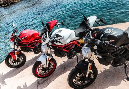 Ducati Monster 797 : en trois couleurs
