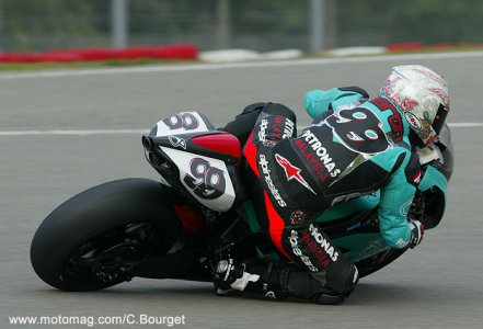La Petronas dans le coup