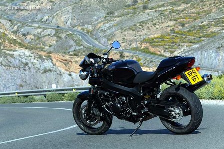 Triumph 600 Speed Four : black