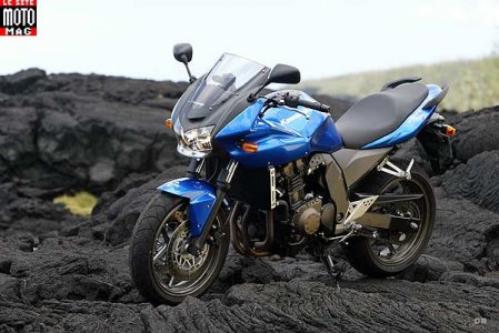 Kawasaki Z 750 S : béquille