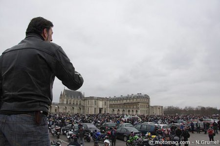 Manif du 13 mars : 8000 motos à Vincennes