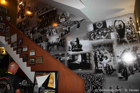 Moto Club de Faro (Portugal) : montée des marches