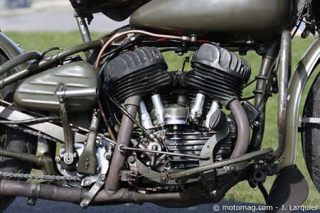 HD WLA vs BSA M20 : moteur 750 Harley