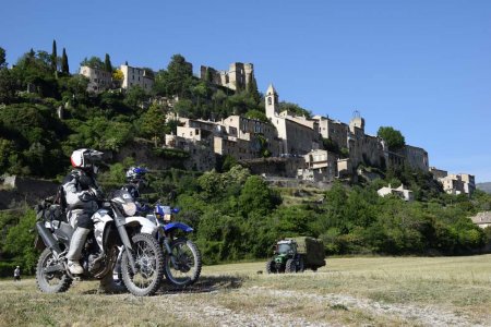Moto Trail Tour de Provence, par les sentiers