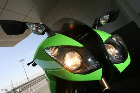 Kawasaki ZX 10-R 2008 : de l’air !