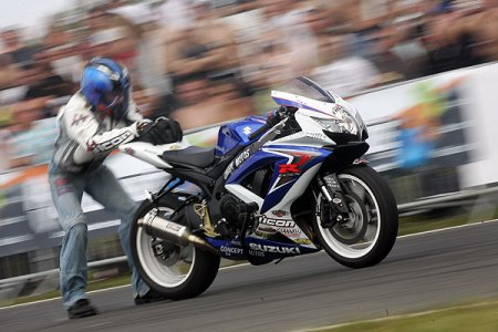 Stunt Bike how : avec les pieds