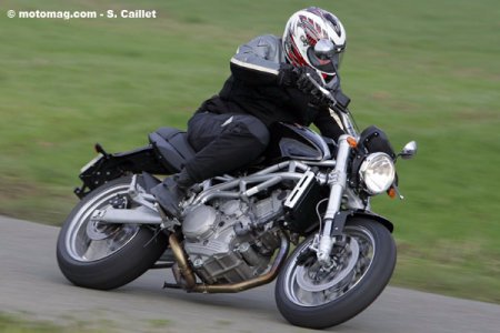 Essai Moto Morini 9 1/2 : route de feu