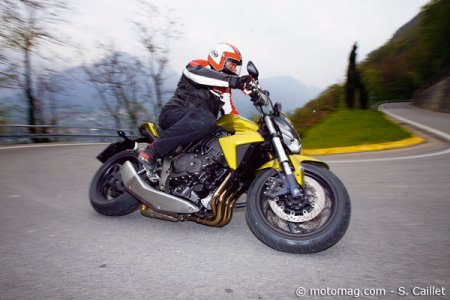 Essai Honda CB 1000 R : comportement sain