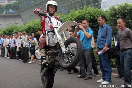 Salon de la moto en Chine : stunt