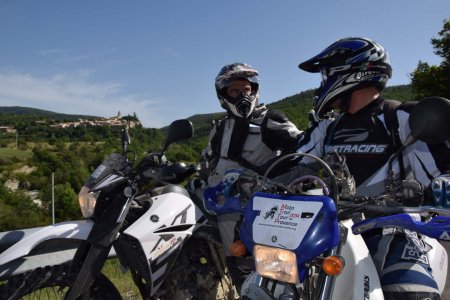 Moto Trail Tour de Provence, XT contre TTR