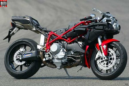 Ducati 999 Superbike : chassis