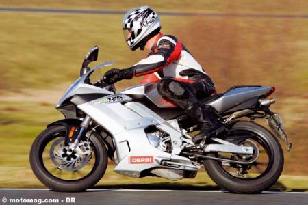Derbi GPR 125 Racing : radicale