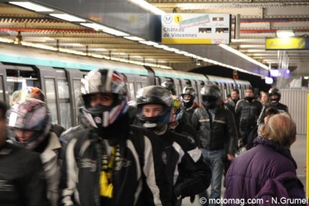 Manif FFMC, vous y étiez : métro 8