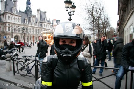 Manif FFMC 100313 : hôtel de ville