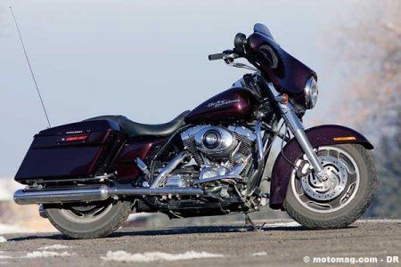 Harley 1450 Street Glide : une ligne mythique