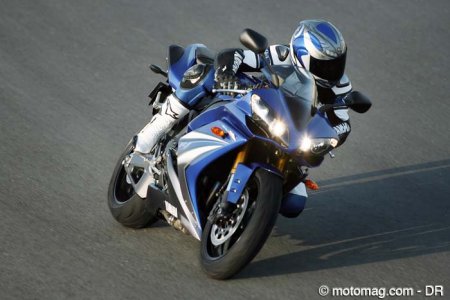 Yamaha 1000 YZF R1 : position de conduite