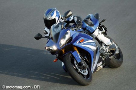 Yamaha 1000 YZF R1 :