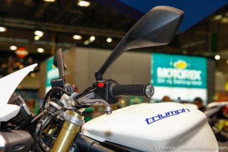 Triumph 675 Street Triple : nouveau rétros