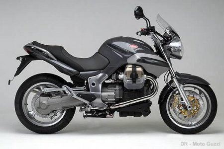 Guzzi Breva V 1100 : moteur coloré