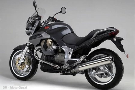 Guzzi Breva V 1100 : pot unique