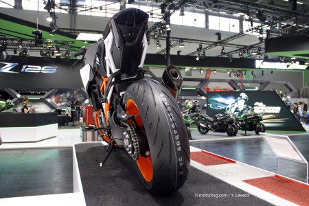 Bridgestone S22