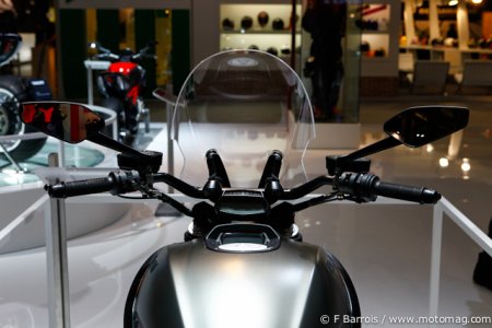 Ducati 1200 Diavel Strada 2013 : bulle étroite