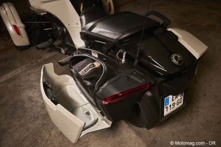 Can-Am Spyder F3T : valises étroites