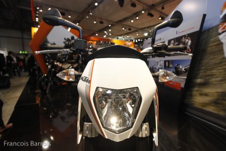 Milan-KTM Duke 690 : le style de la 125