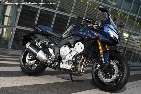 Yamaha 1000 FZ1 FAZER : guidon à plat