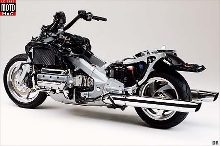 Honda 1800 GL Gold Wing : flat six