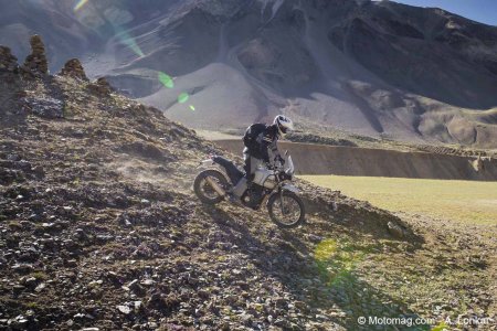 Royal Enfield Himalayan : à l’aise en TT