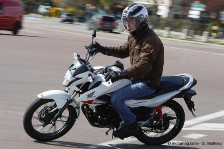 Honda CB125F : maniable en ville