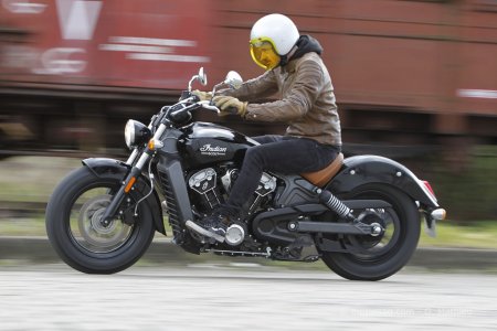 Indian Scout : position custom