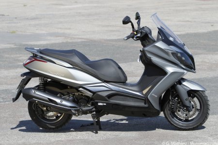 Kymco 350 Downtown ABS : plus classe en blanc...