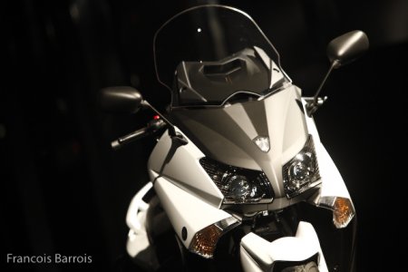 Milan-Yamaha T-Max 2012 : design et coloris