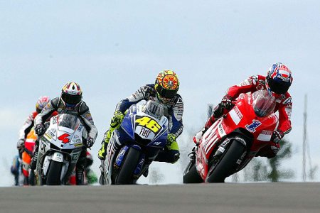 MotoGP  Donington : départ fusée de Stoner