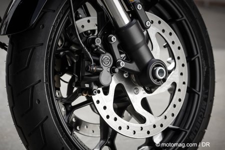 Essai Harley-Davidson Street Rod : équipement valorisant