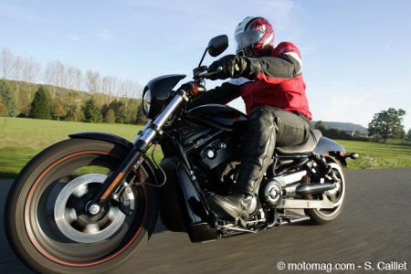 Essai 1131. Harley Night Rod Special : route