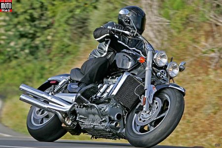Triumph 2300 Rocket III : tout doux