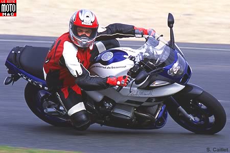 BMW R 1100 S Boxer Cup Replica : circuit