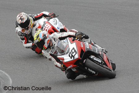 Supersport Lédenon : Suzuki vs Yamaha