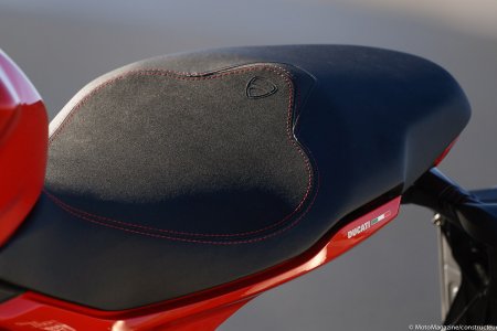 Ducati Supersport : selle large