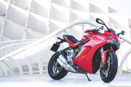 Ducati Supersport : nouvelle ligne