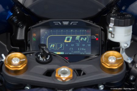 Suzuki GSX-R 1000 R : tableau de bord aux standards actuels