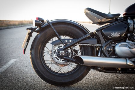 Triumph Bonneville Bobber 1200 : moyeu arrière néorétro