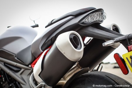 Triumph Speed Triple 1050 R : son jouissif