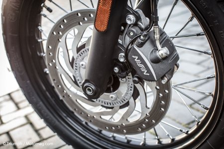 Triumph Street Scrambler : frein avant limite