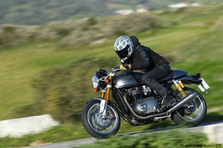 Triumph Thruxton R : facile et sportive