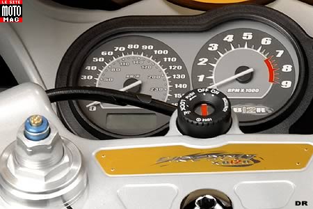 Buell 1200 XB 12 R Firebolt : à bord